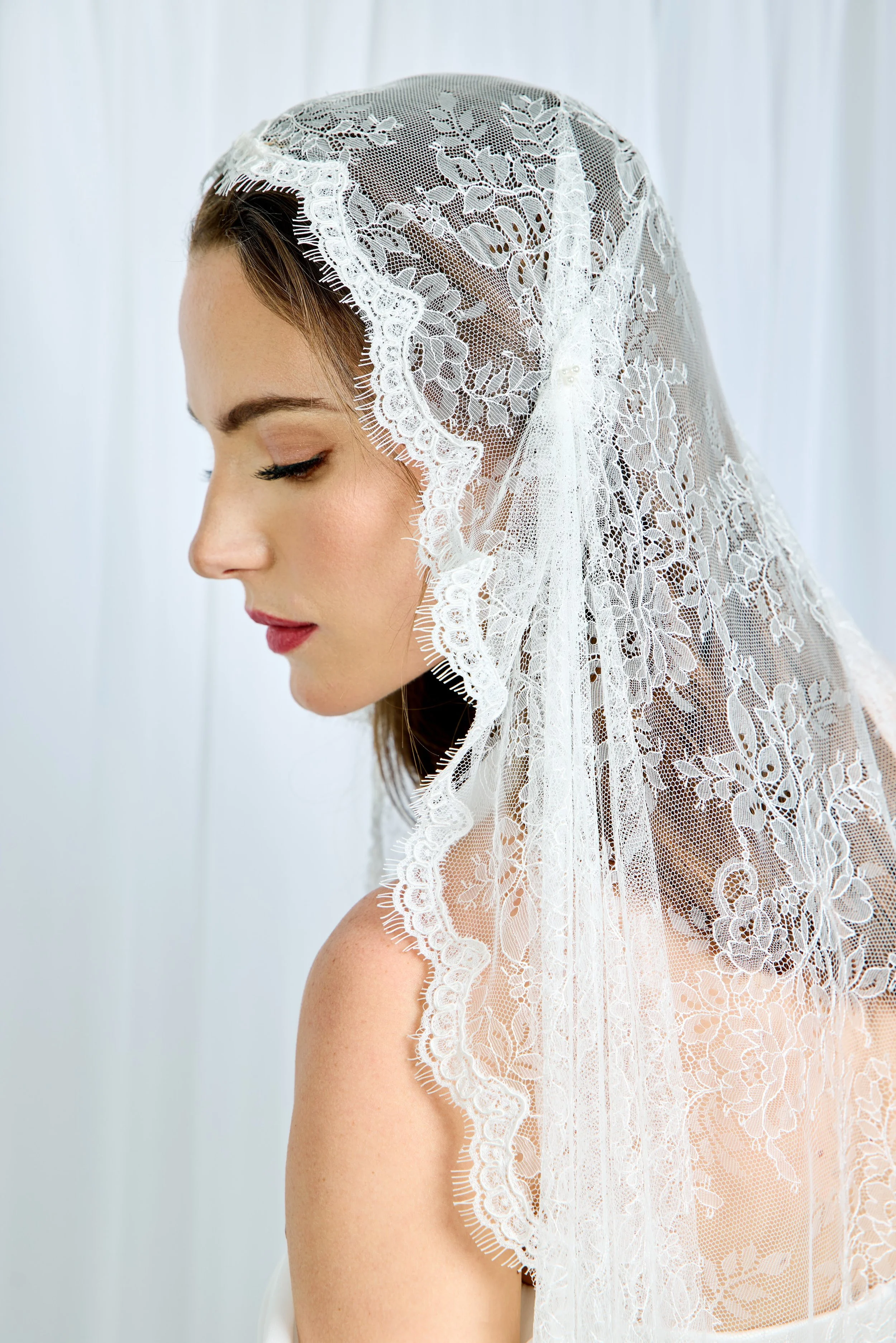 Juliette Chantilly French Lace Veil Handmade in NYC - NK Bride